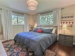 King Bed | Sleeps 6, A/C, + Parking, Pets